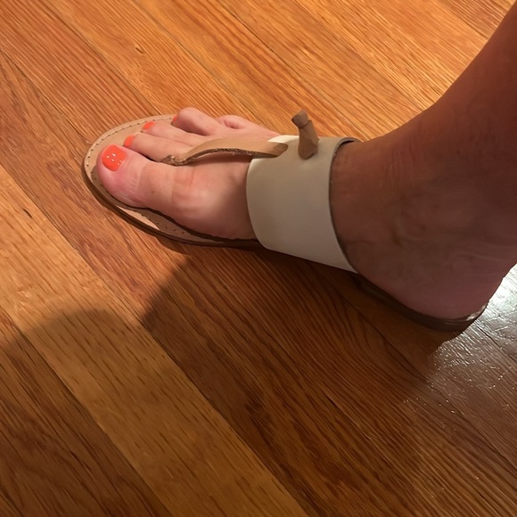 Steve Madden ladies leather and wood flip flops size 8 - Picture 6 of 6